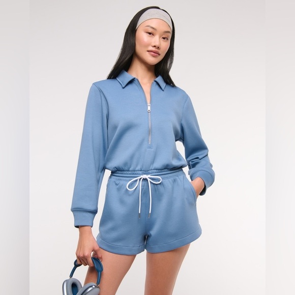 Abercrombie & Fitch Pants - NWT Abercrombie And Fitch YPB neoKNIT Half Zip Long Sleeve Romper Size XL Blue